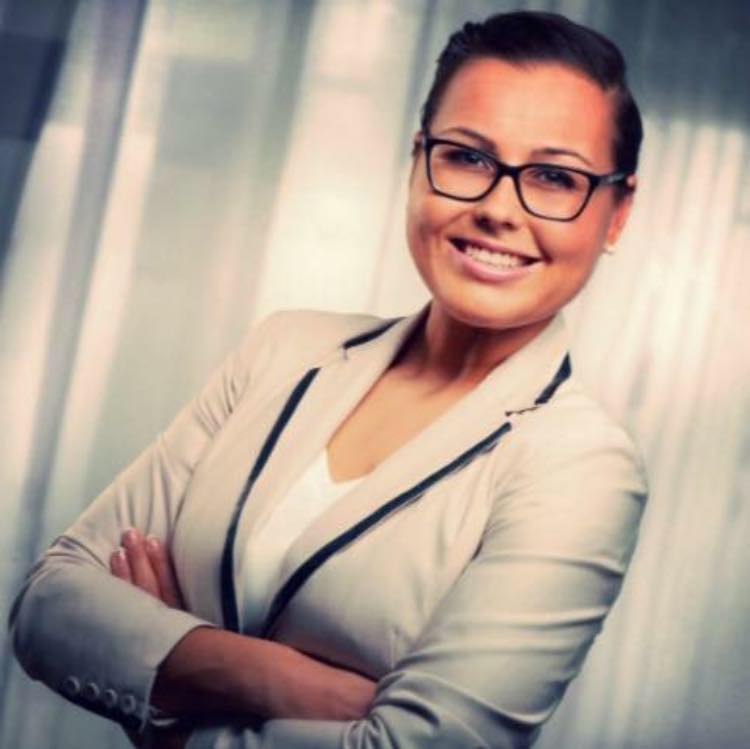 Janine Harmjanz